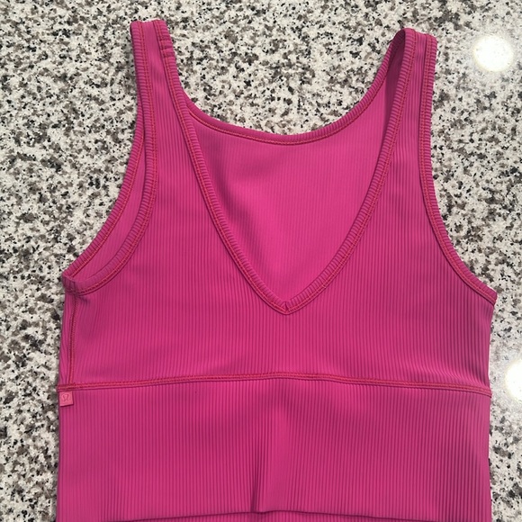 Lululemon Ribbed Power Pivot Tank - Picture 2 of 3